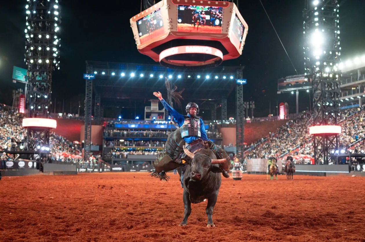 João Paulo Velasco é campeão brasileiro da PBR 2026 e conquista o título na arena de Barretos