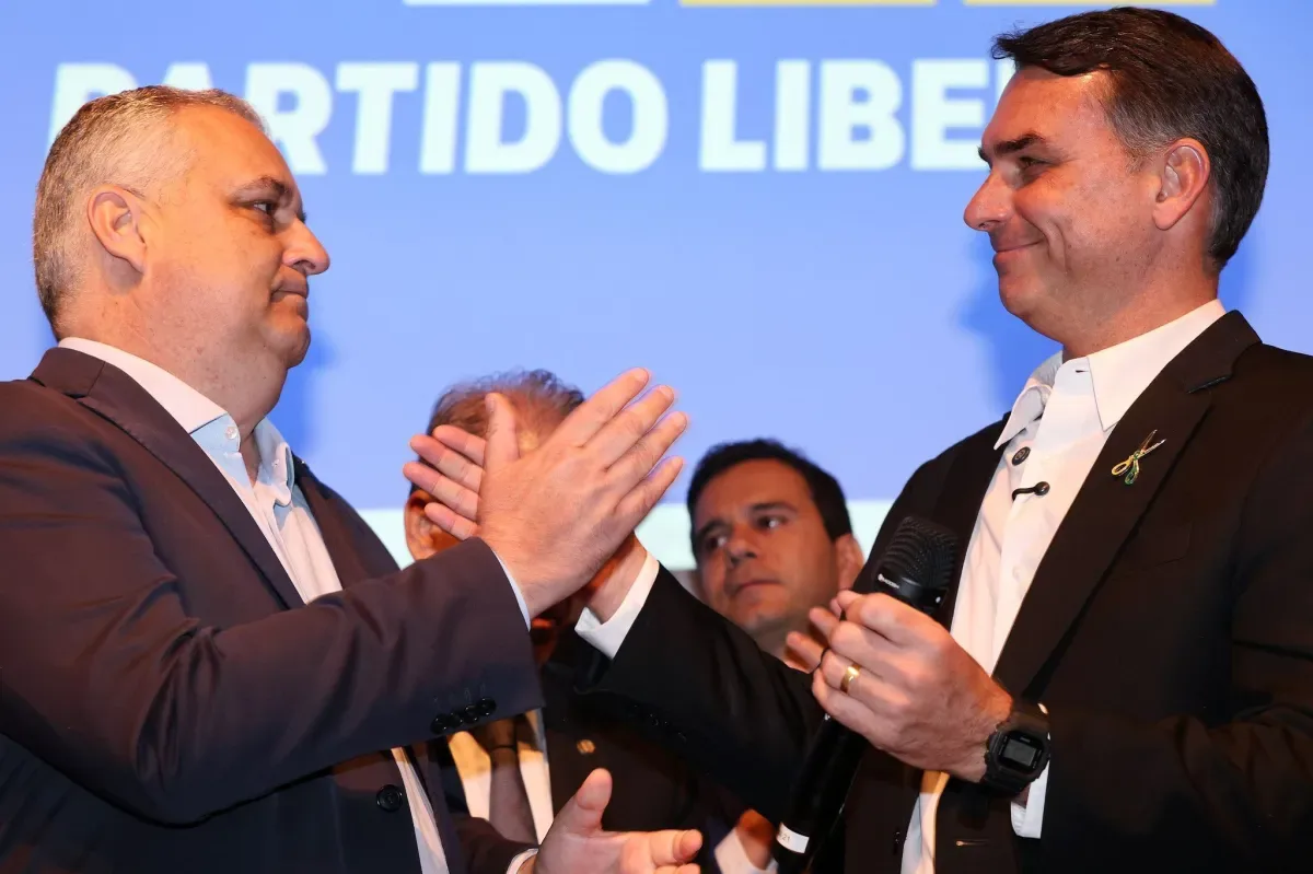 Flávio diz que Alfredo Gaspar foi escolhido em cima da hora