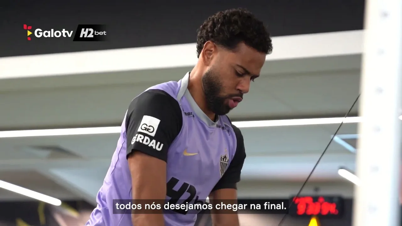 Renan Lodi projeta duelo contra o Red Bull Bragantino pela Sul-Americana