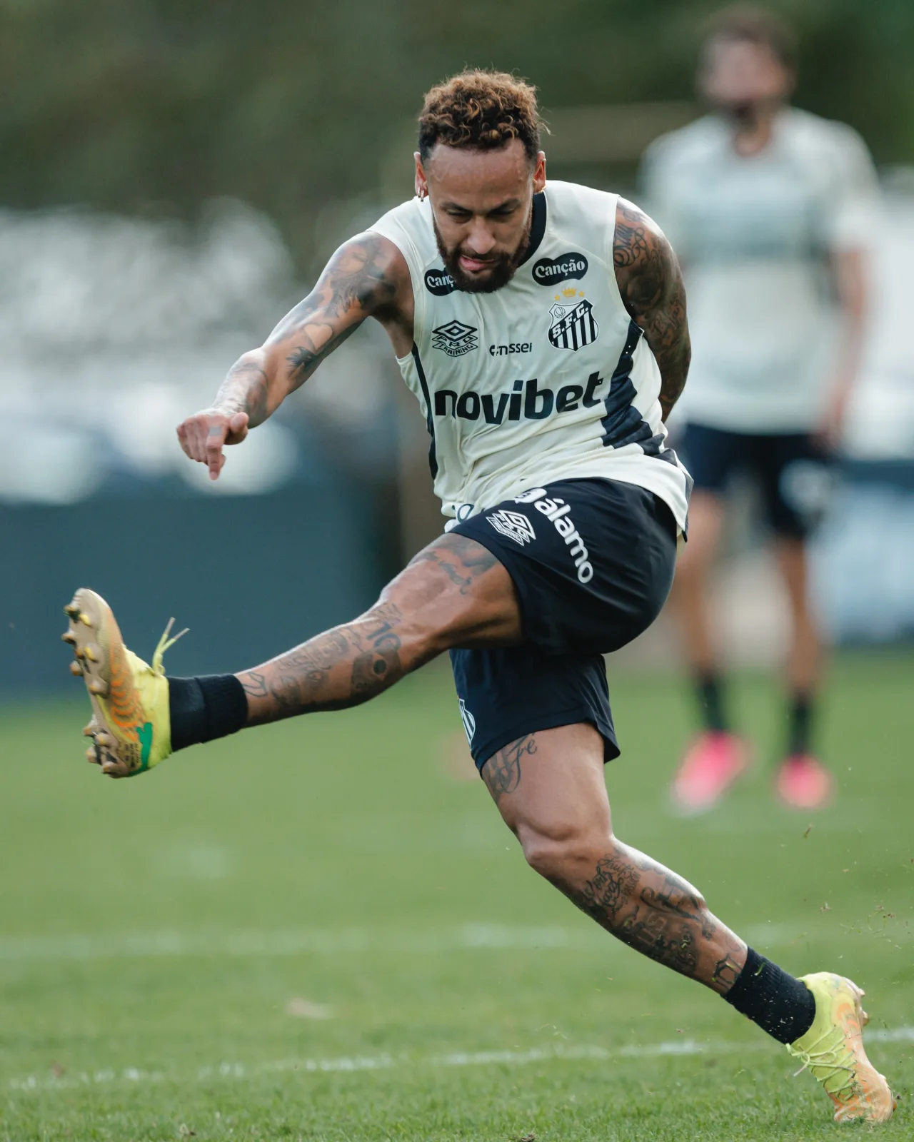 Treino do Santos: veja fotos da reapresentação no CT Rei Pelé nesta quinta-feira