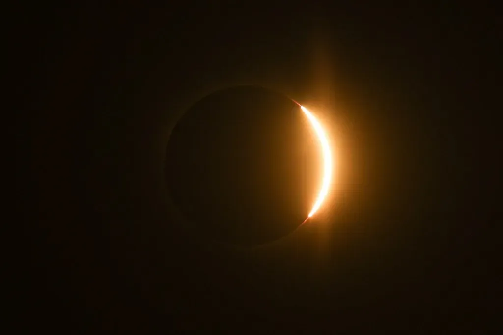 Esclipse solar: veja como foi o raro fenômeno visto por parte da Europa