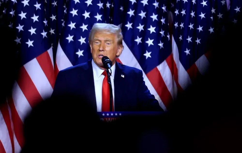 Trump diz que vai recorrer decisão de interromper construções na Casa Branca