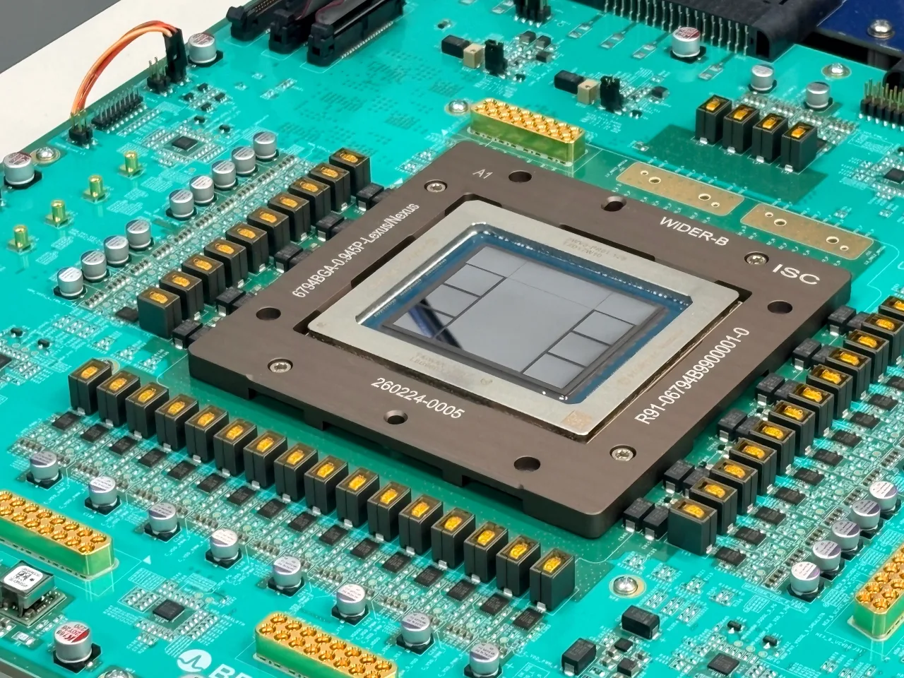 Chip 'Jalapeño' da OpenAI supera Nvidia Blackwell em testes, mas com ressalvas importantes
