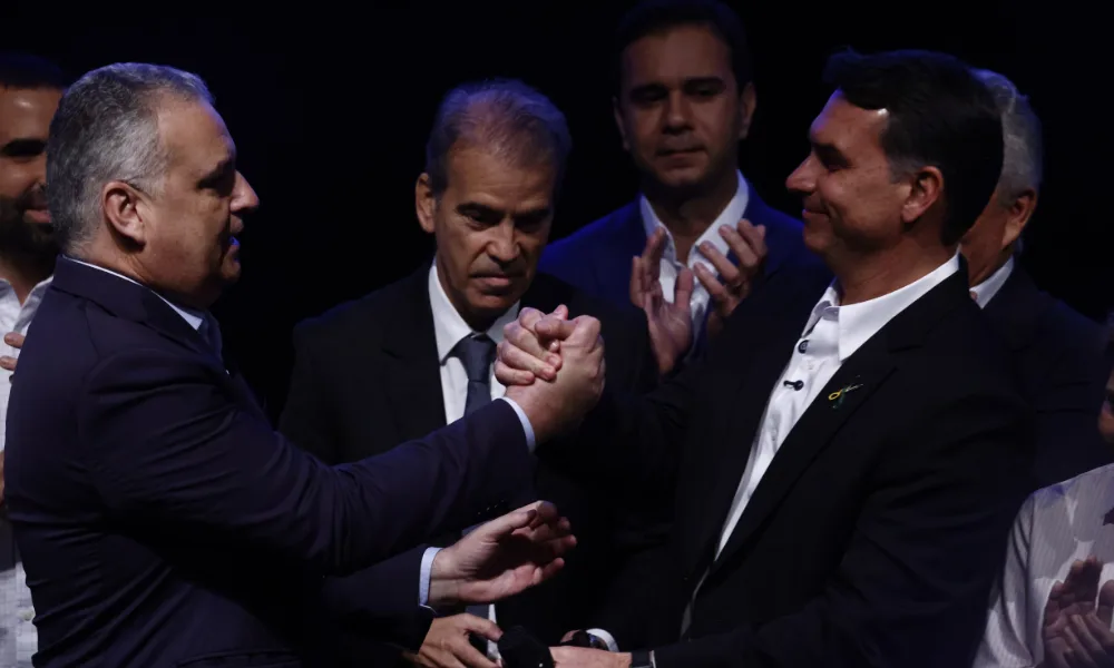 Gaspar diz que será ‘soldado’ leal na campanha após ser anunciado vice de Flávio