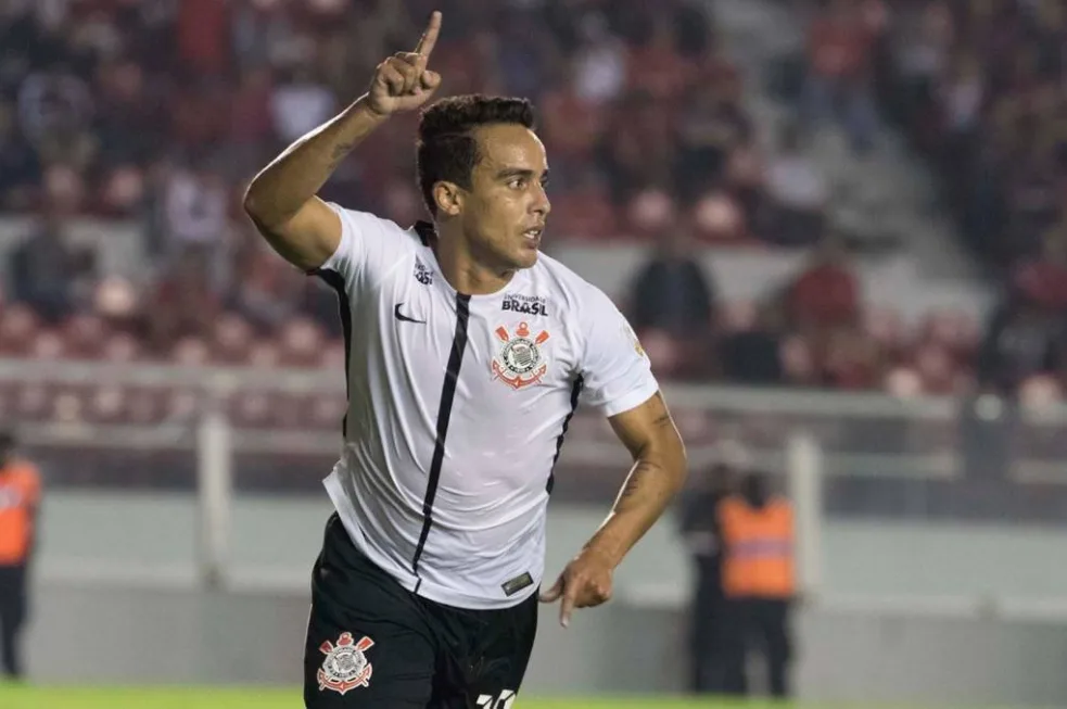 Ex-Corinthians e São Paulo, Jadson é preso no Paraná suspeito de violência doméstica