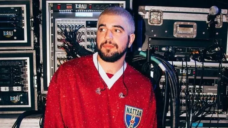 Nattan leva o forró ao palco principal da Festa do Peão de Barretos