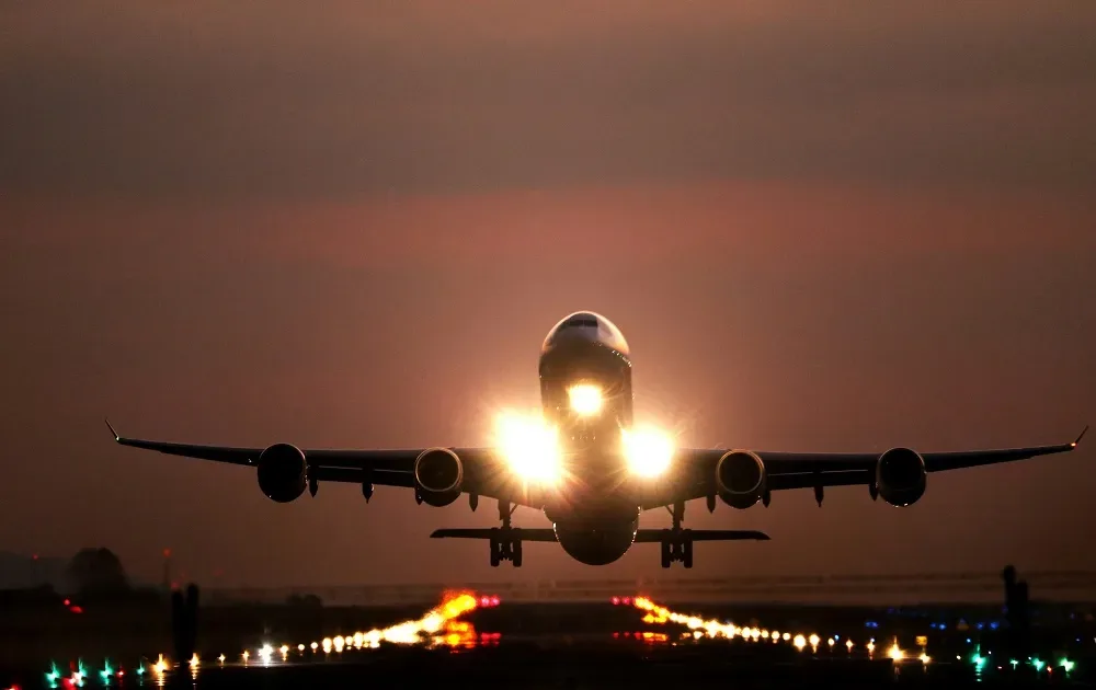Com guerra, companhias aéreas registram gastos extras de R$ 5,2 bilhões