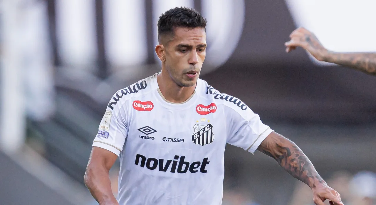 Santos perde lateral por lombagia para decisão contra o Remo; veja relacionados
