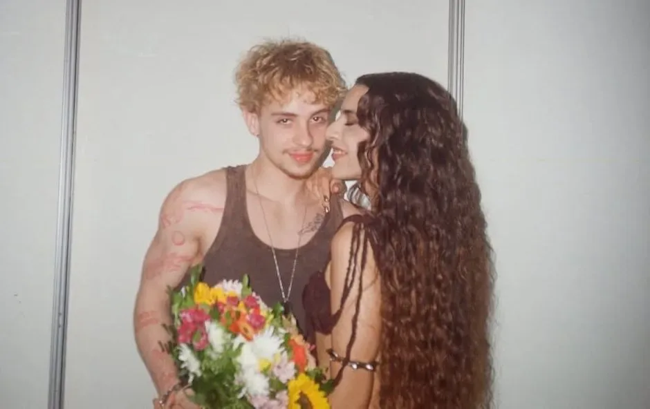 Juliano Floss anuncia fim de relacionamento com Marina Sena