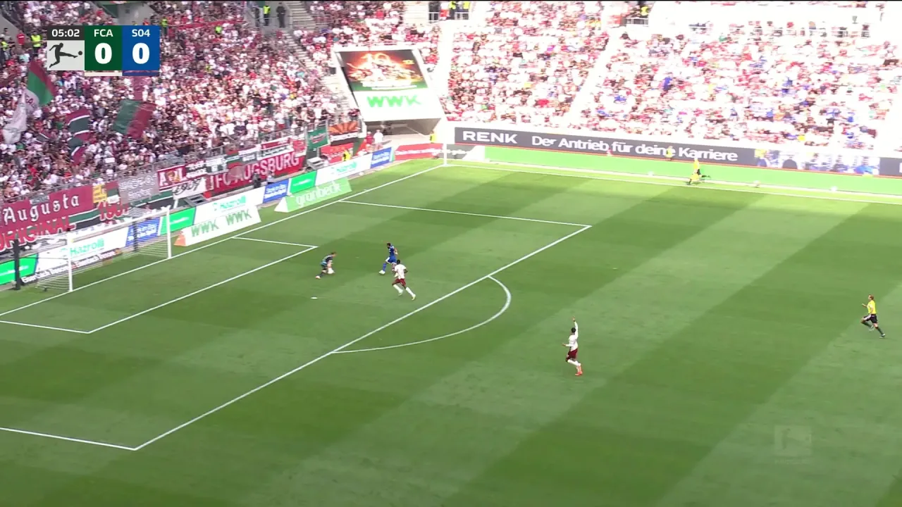 Melhores momentos: Augsburg 3 x 0 Schalke pela Bundesliga