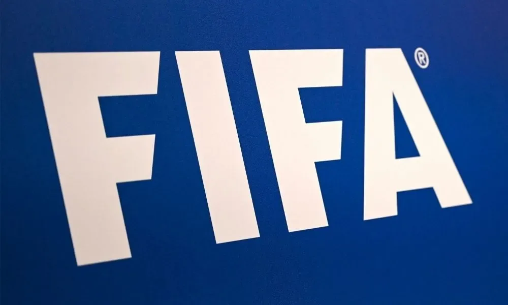 Uefa x Fifa: não há santos nesse embate