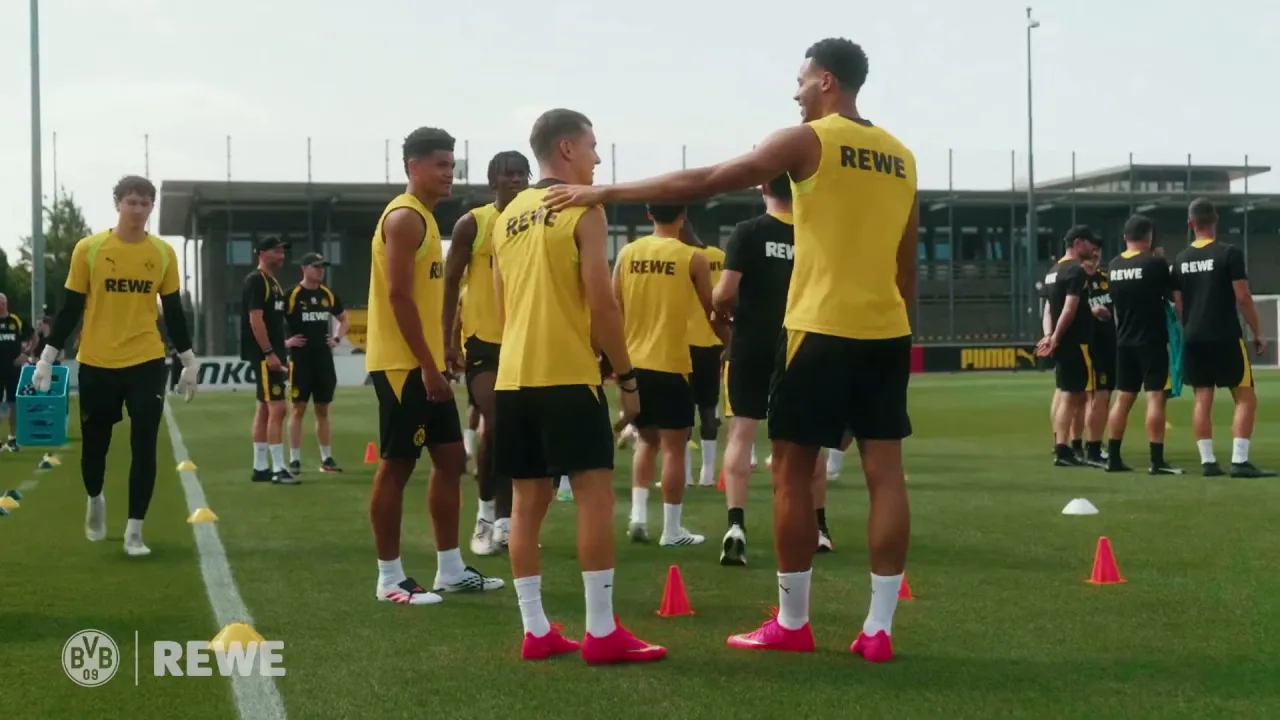 Confira o primeiro treino de Karetsas como jogador do Borussia Dortmund