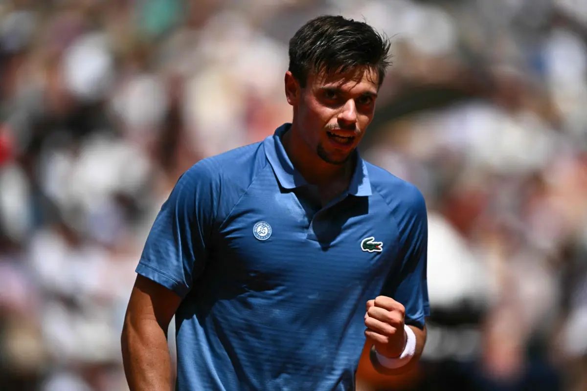 Francês Arthur Gea vence Shapovalov e é campeão do ATP 250 de Los Cabos
