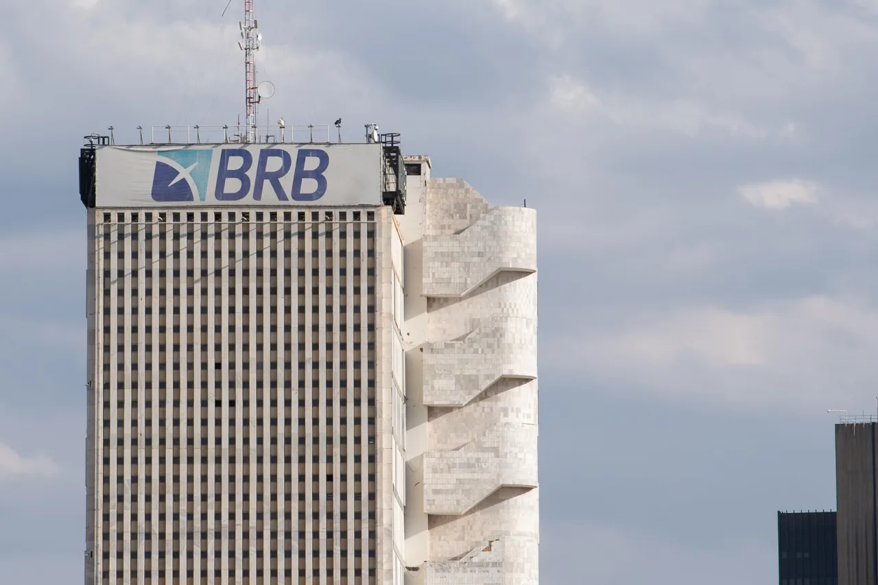 BRB pedirá aval de acionistas para processar ex-dirigentes envolvidos no caso Master
