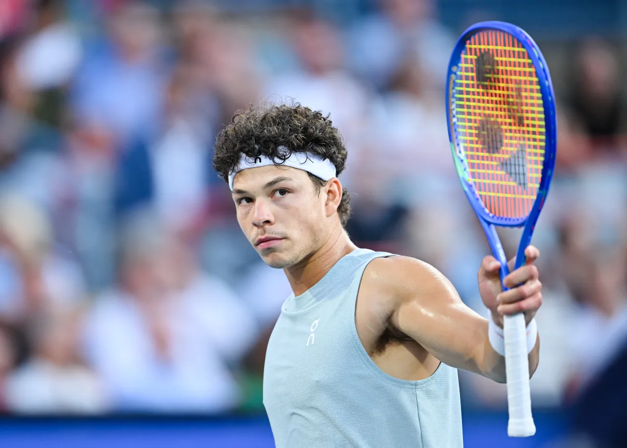 Atual campeão, Ben Shelton vence Mensik e vai às semifinais do Masters 1000 do Canadá