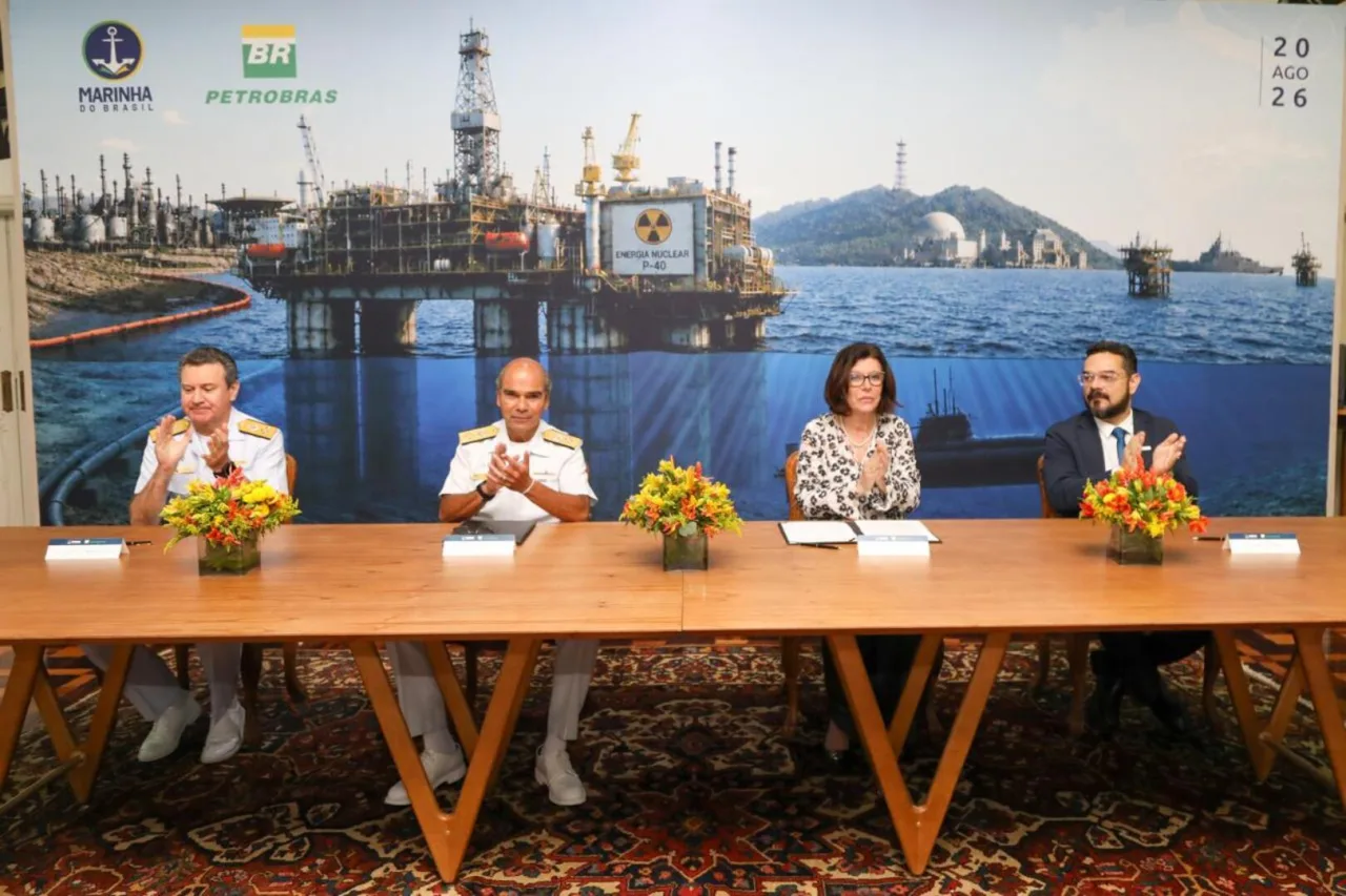 Petrobras e Marinha assinam parceria para cooperação na Margem Equatorial
