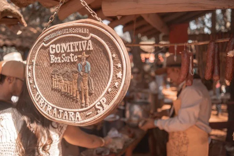 Comitiva de São Paulo vence Concurso da Queima do Alho na Festa do Peão de Barretos