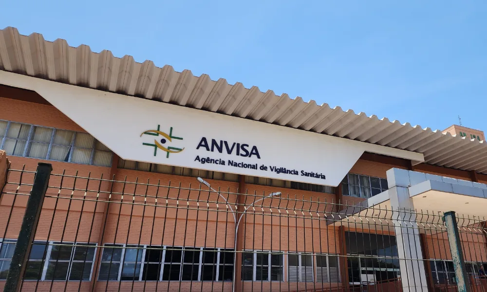 Anvisa cancela registro do Elevidys, medicamento de R$ 20 milhões e um dos mais caros do mundo
