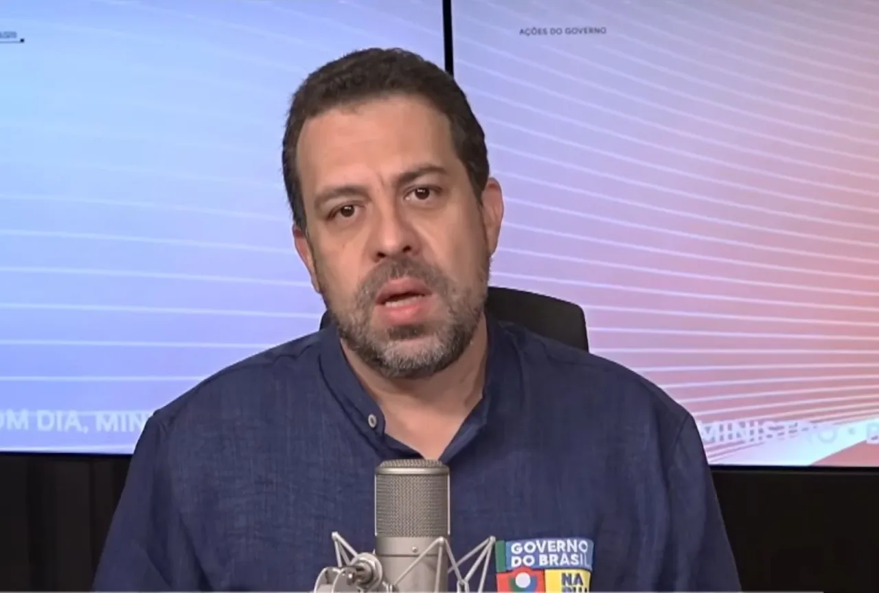Resposta do iFood é insuficiente, diz Boulos sobre modelo Mais Entregas