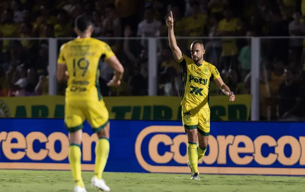 Mirassol domina LDU, mas sucumbe nos pênaltis e dá adeus à Libertadores