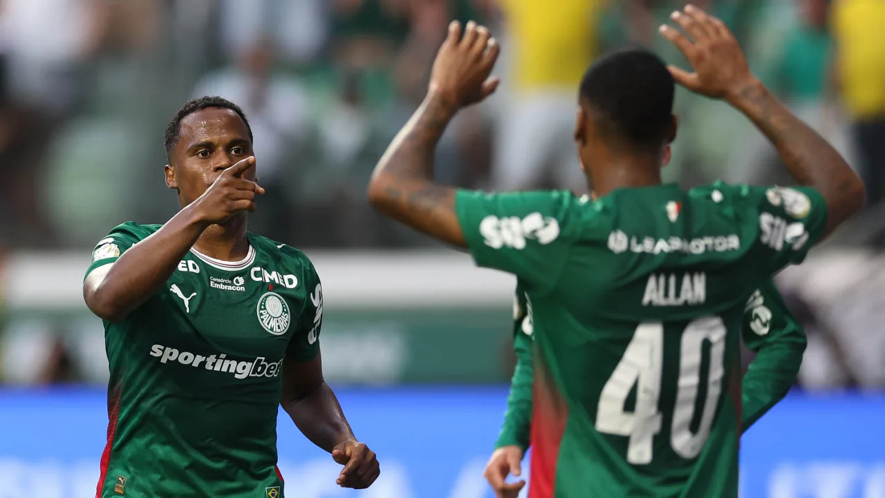 Atuações: Jhon Arias comanda vitória do Palmeiras com assinatura de gringos