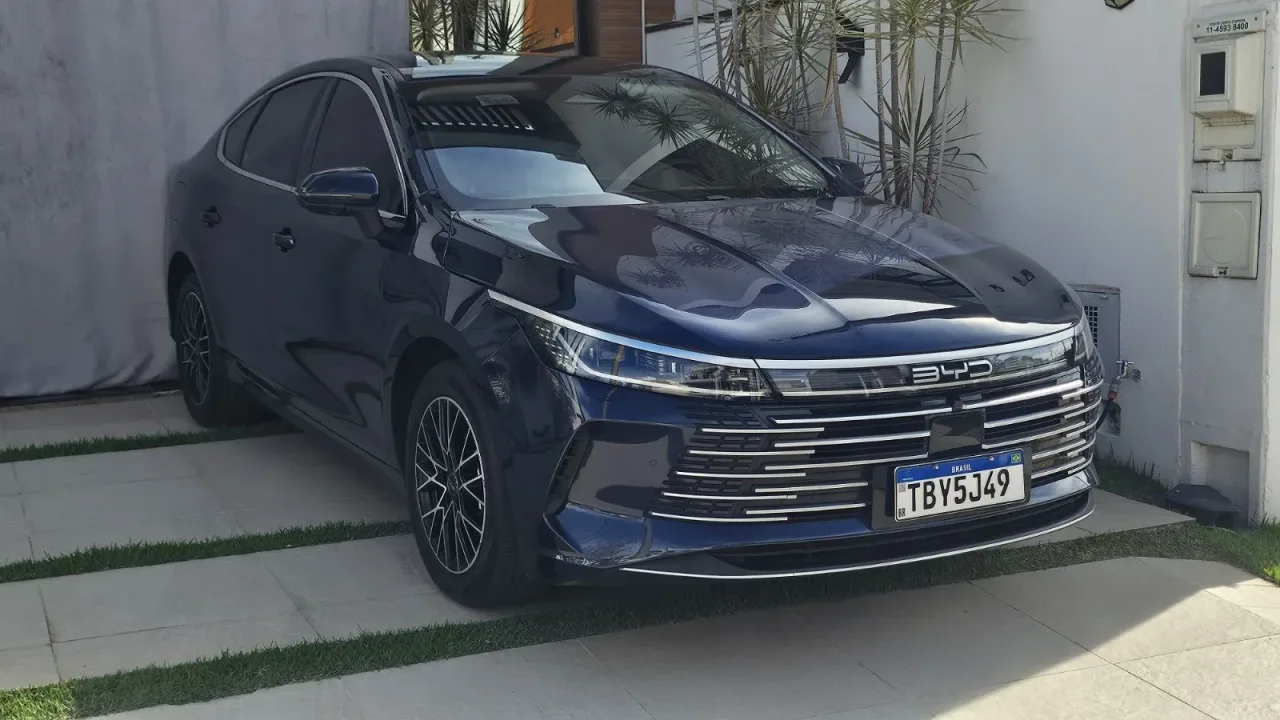 Como aproveitar ao máximo a autonomia de um carro híbrido?