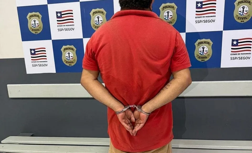 Homem é preso por suspeita de envolvimento em homicídio cometido com golpes de faca em Caxias