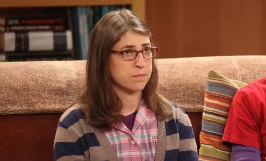 Mayim Bialik revela de quais colegas de “The Big Bang Theory” é próxima