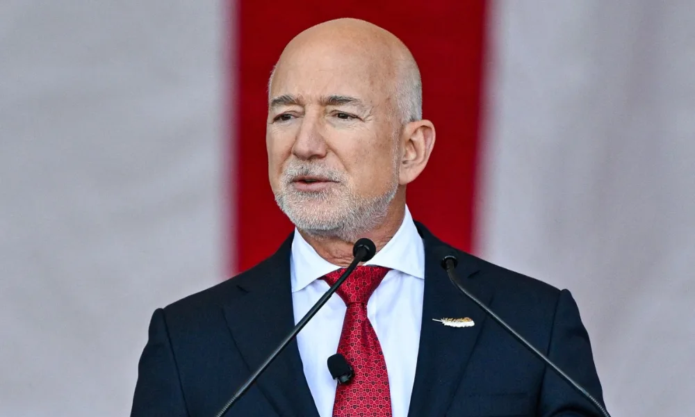 Jeff Bezos vira acionista minoritário no Liverpool