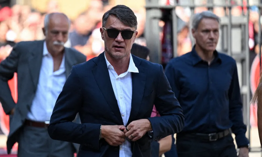 Maldini revela conversas com Ancelotti e Guardiola: ‘Chegou muito perto de aceitar’