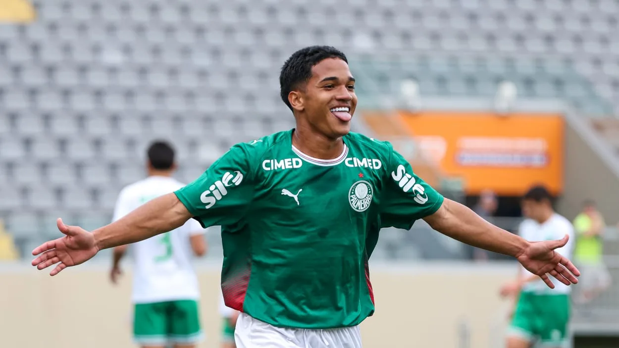 Palmeiras goleia Juventude e dorme na vice-liderança do Brasileirão sub-17