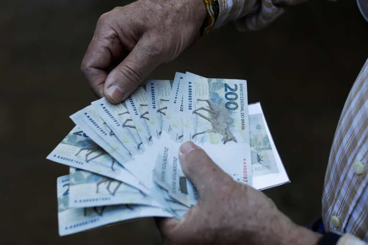 IPCA-15 tem deflação de 0,40% em agosto de 2026