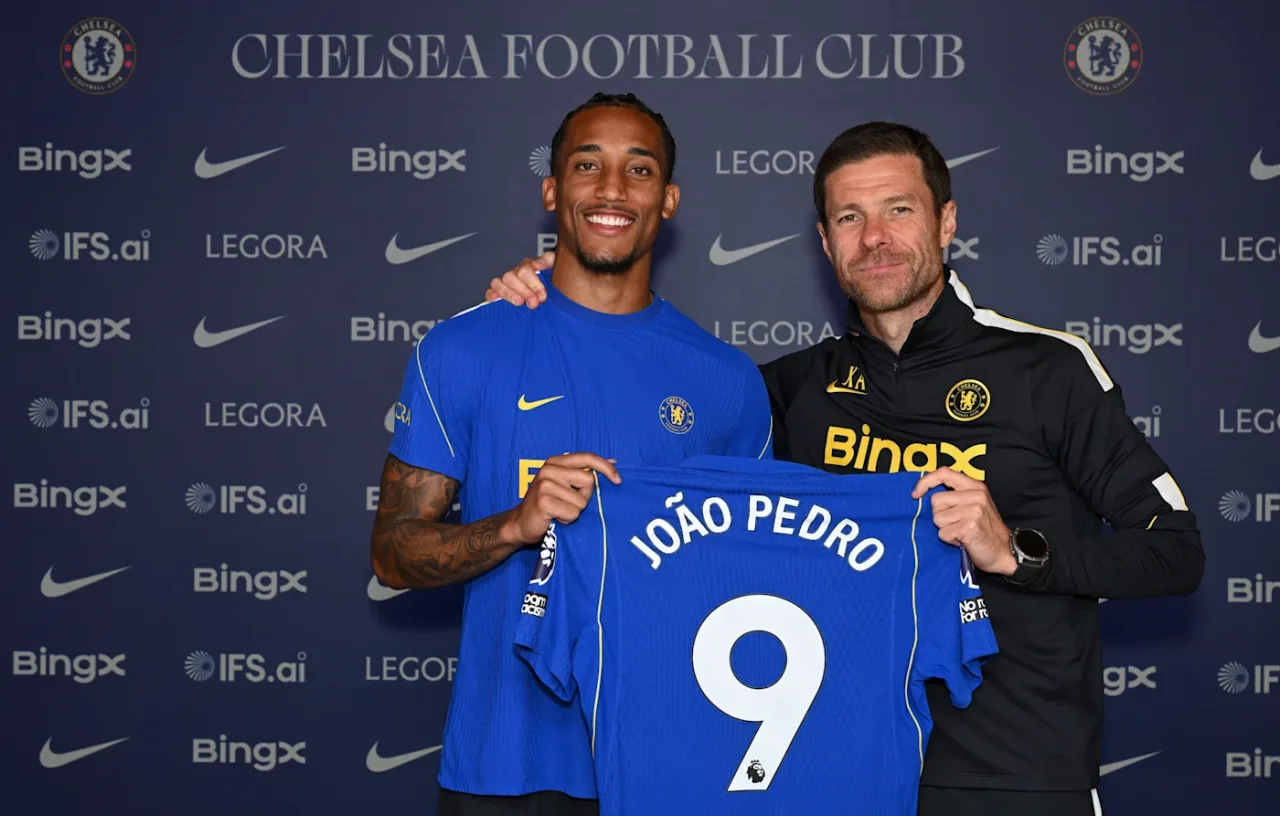 João Pedro renova contrato com o Chelsea; veja detalhes