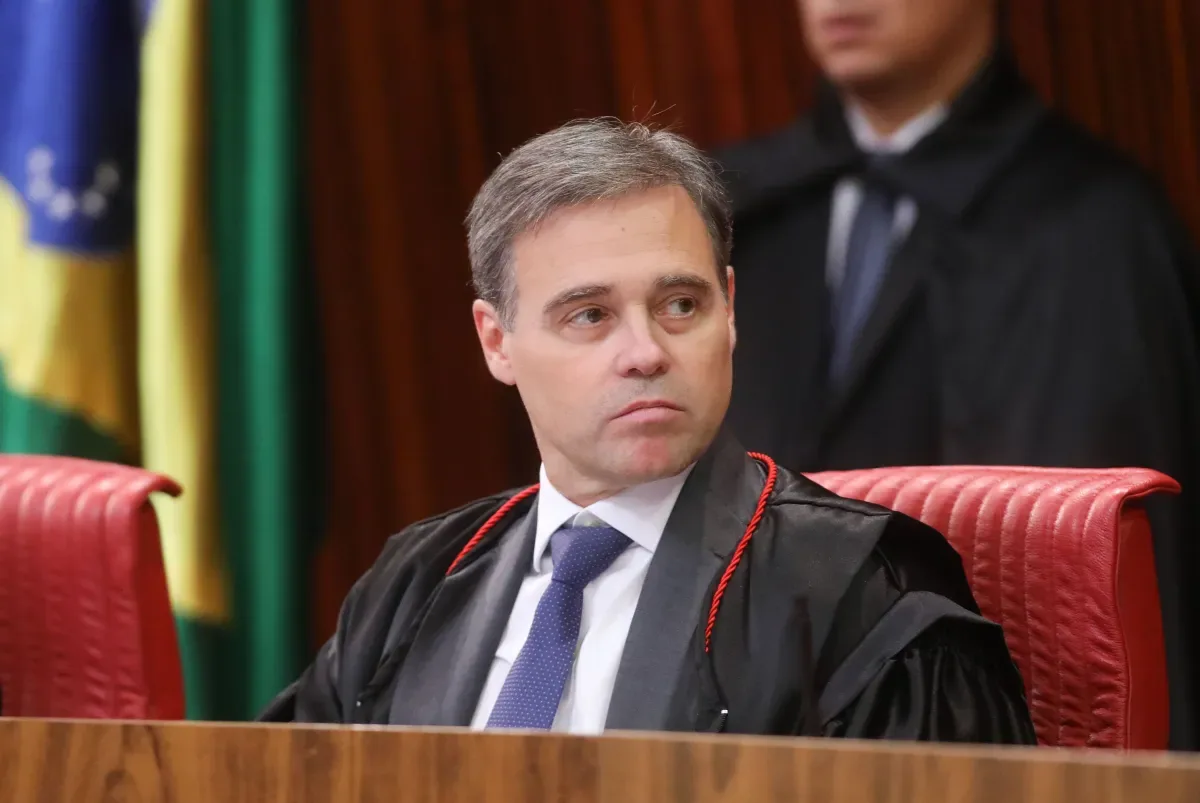 PGR e Mendonça têm desconexão sobre Lulinha, diz pesquisador do STF