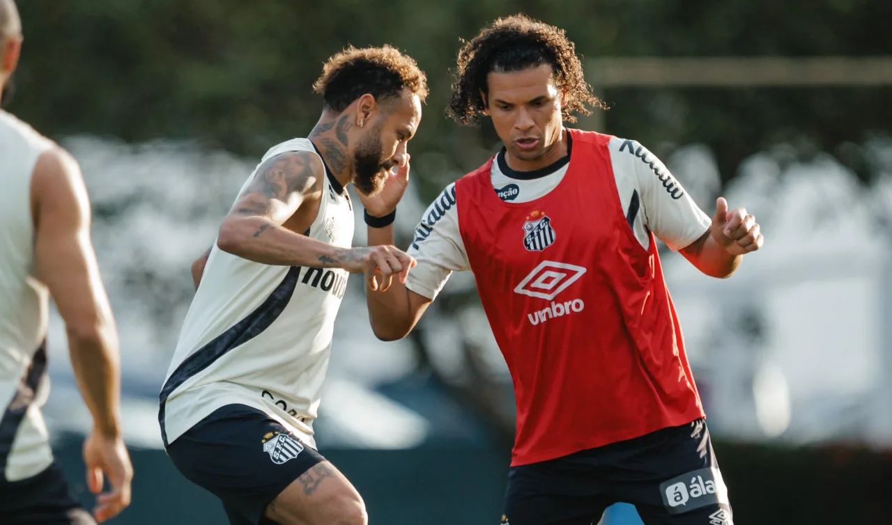 Ausência de Cuca e dirigentes em reunião com organizada incomoda elenco do Santos