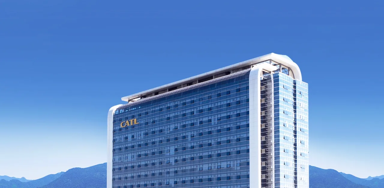 CATL aguarda licenças para reabrir mina de lítio na China