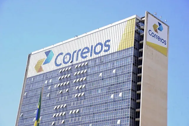Correios passam a entregar compras por internet de lojas do Paraguai
