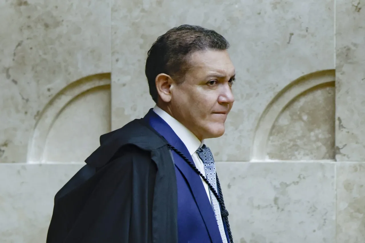 Vazamento de gás causa incêndio na casa de Nunes Marques
