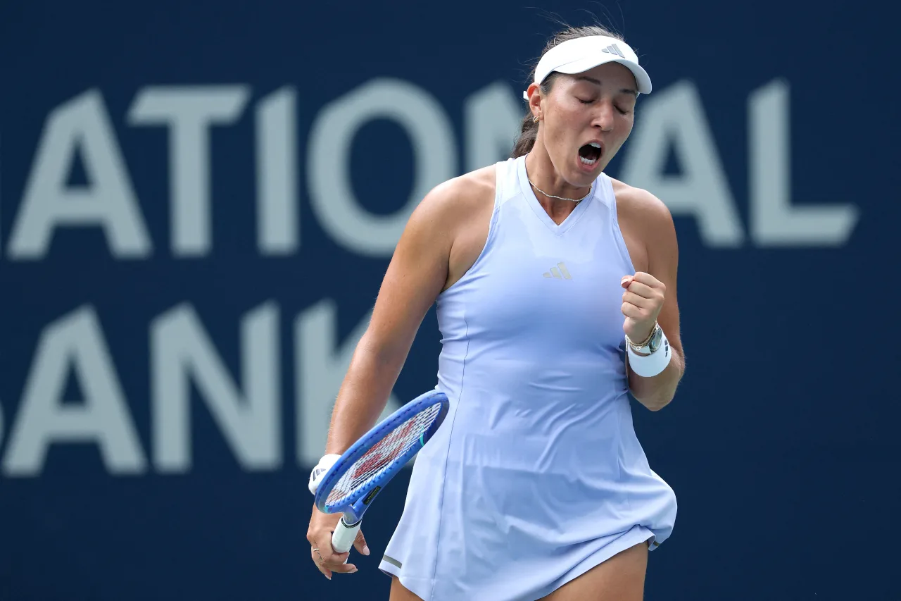 Pegula elimina Rakhimova e vai às oitavas do WTA 1000 de Toronto