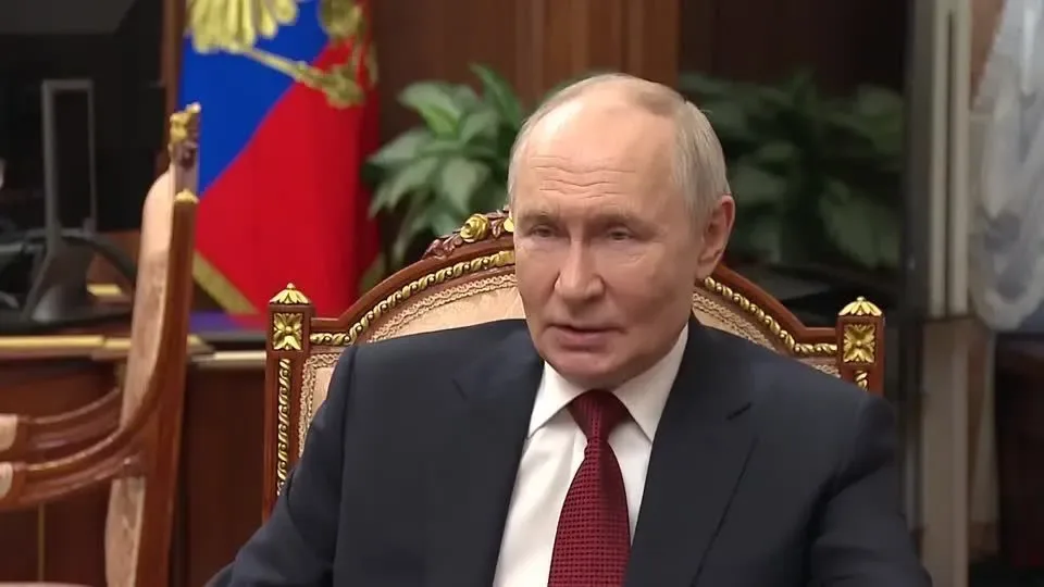 Zelensky diz que Putin vai convocar 300 mil novos solados após eleições
