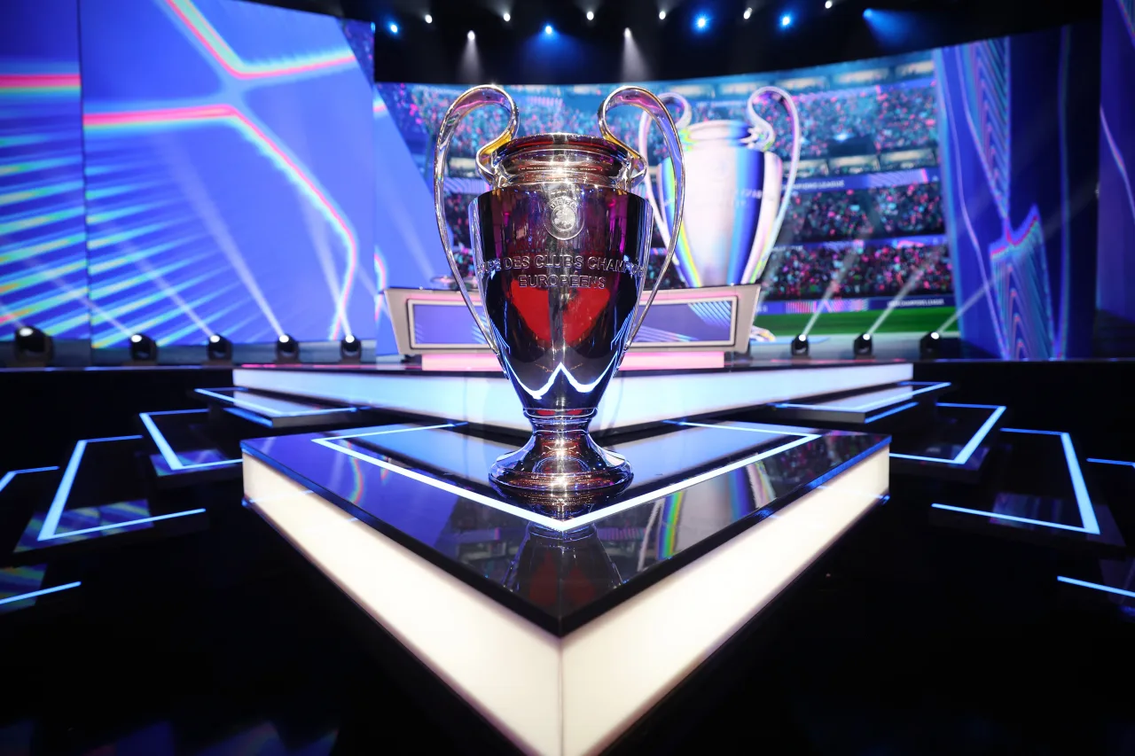 Veja fotos do sorteio da primeira fase da Liga dos Campeões