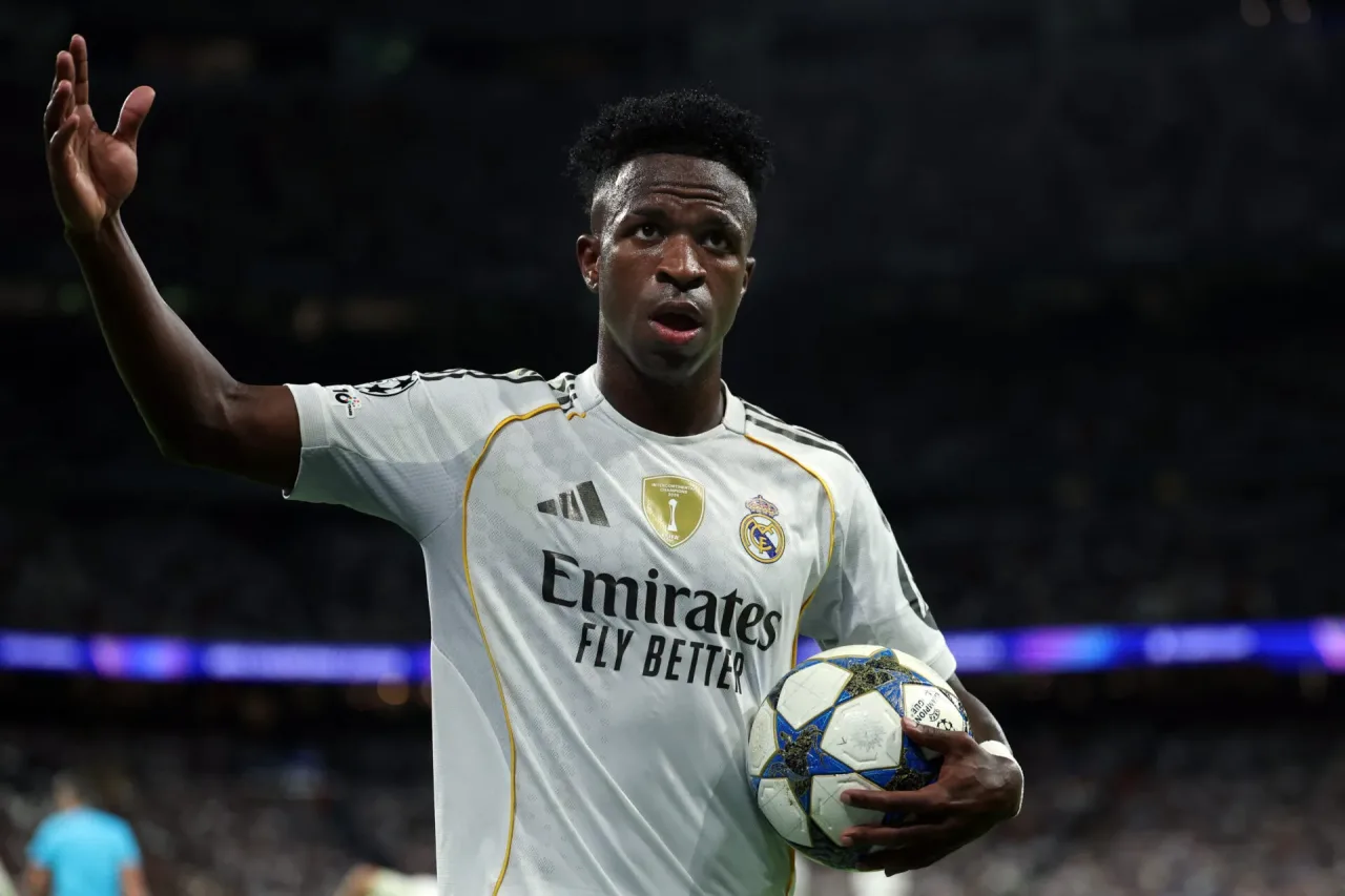 ‘Se queda’, Vinicius Júnior renova com o Real Madrid