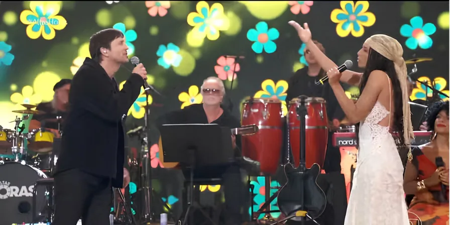 Vladimir Brichta e filha Agnes cantam juntos no Altas Horas e comovem o público