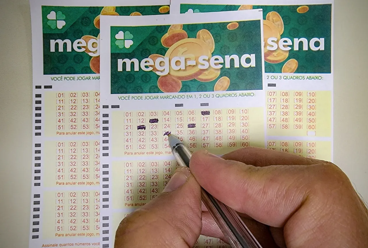 Mega-Sena sorteia prêmio de R$ 50 milhões nesta 5ª feira