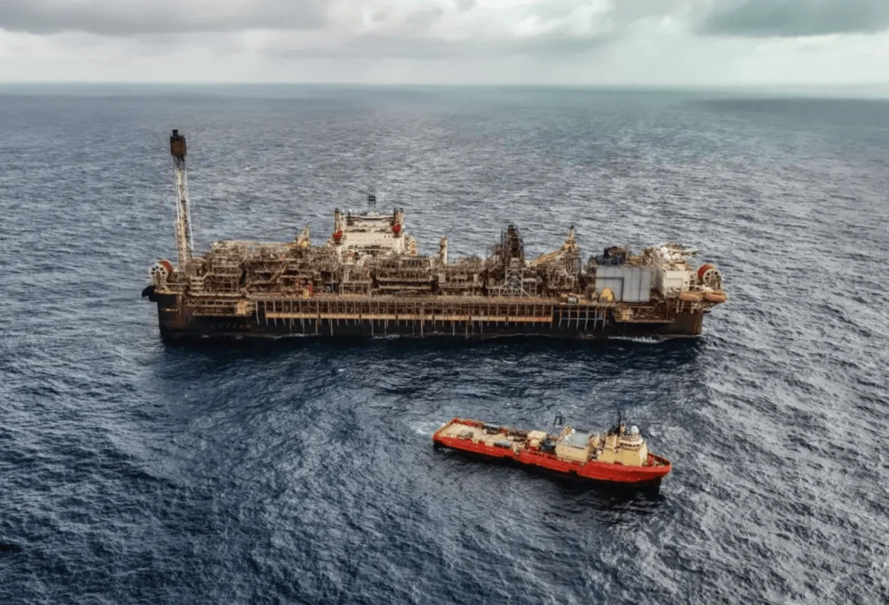 Justiça suspende imposto de exportação de petróleo