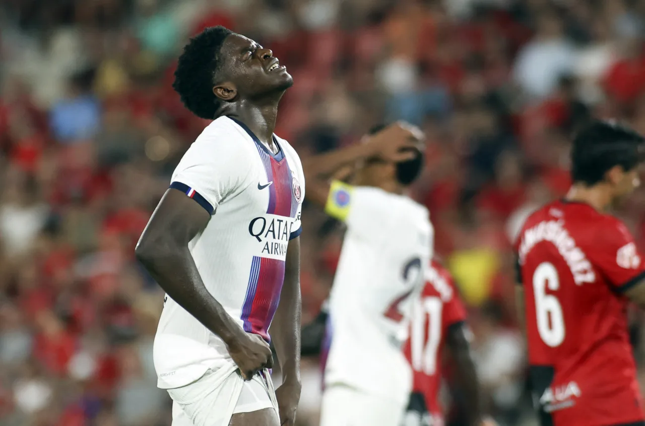 Com reservas, PSG perde amistoso contra time da Segunda Divisão espanhola
