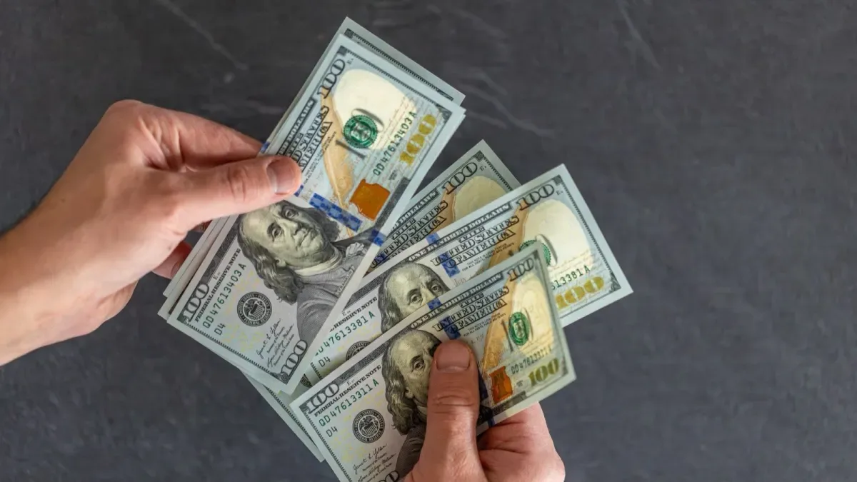 Variação do dólar: como impacta sua vida financeira