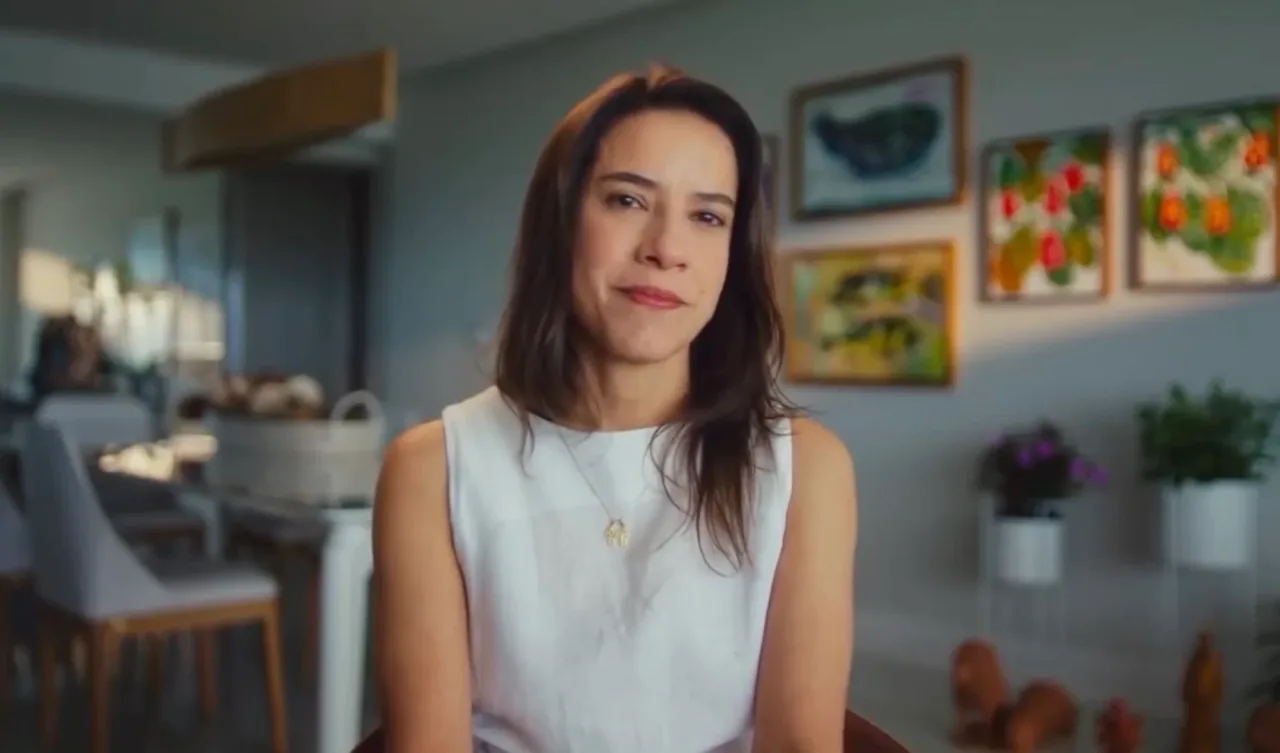 Raquel Lyra chama atenção com propaganda “sem cortes”