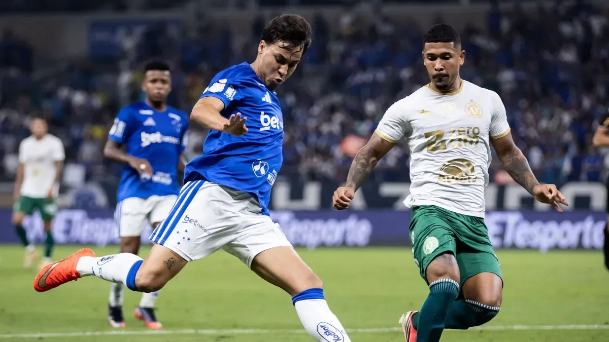 Fernando Diniz é direto sobre renovação do Memphis Depay com Corinthians