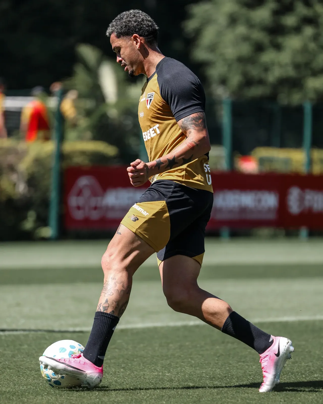 Confira fotos do treino do São Paulo desta quinta-feira